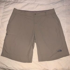Men’s North Face hiking shorts